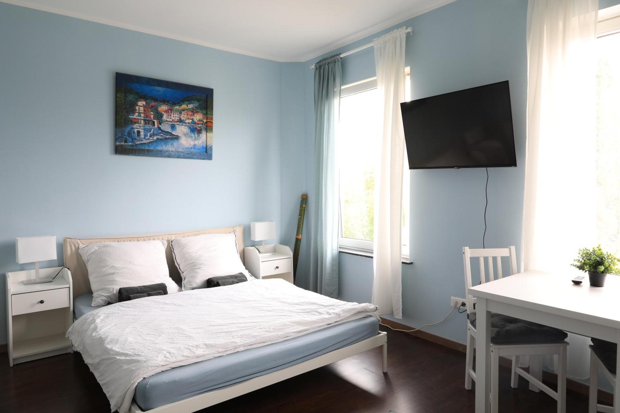 05 Apartment